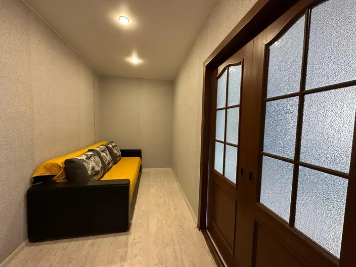 Красноярск: Apartments on Svetlogorsky lane 10