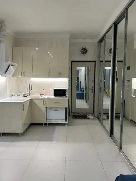 Сочи: V Tsentre Sochi Zhk Viktoriya 500 Metrov Do Morya Flat