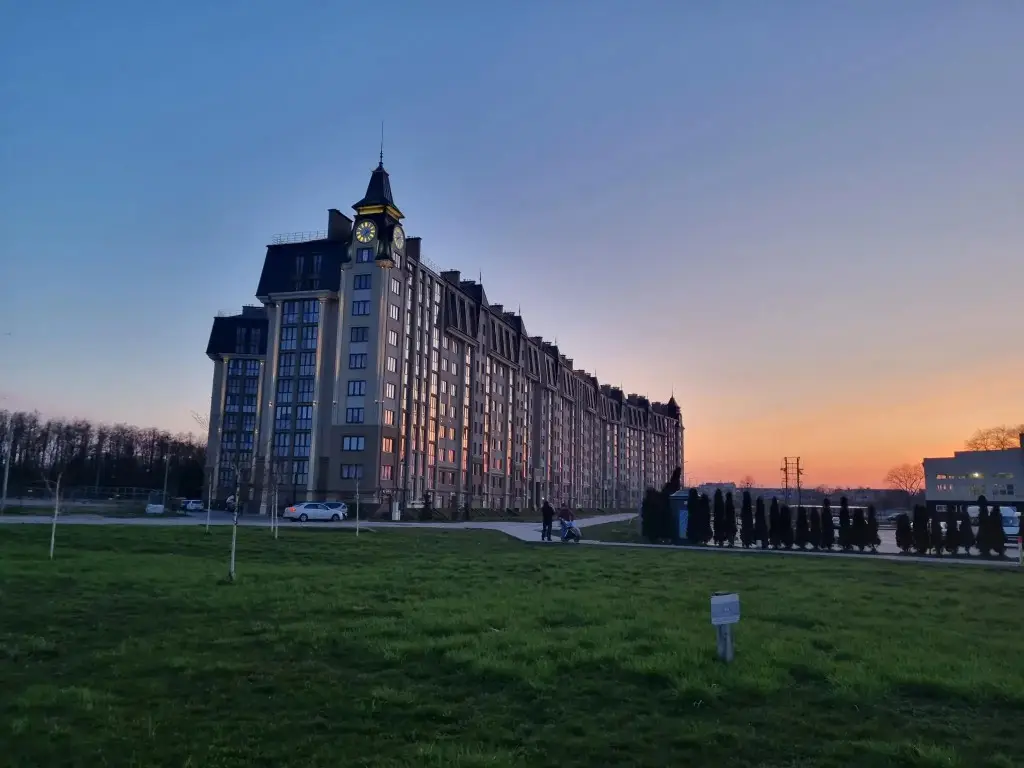 Апартаменты на улице Автомобилистов 1 — фото 1