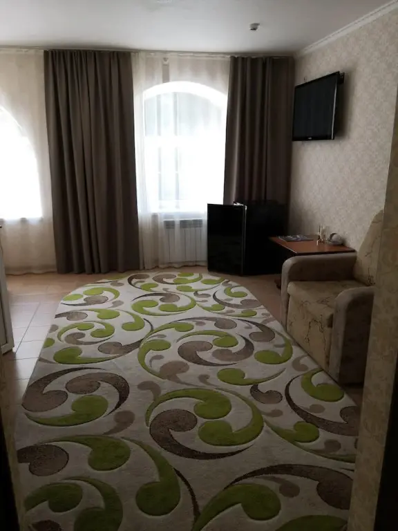 Туапсе: Restaurant and hotel complex «Corsica»