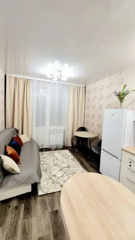 Сургут: Квартира на Ивана Захарова 19