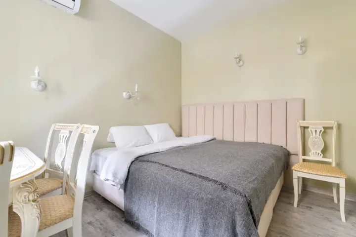 Санкт-Петербург: Апартаменты Sutki Rent на Конюшенной