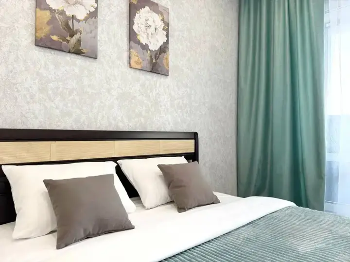 Новосибирск: Konstantinov Apartments Nikolaya Ostrovskogo 195/3 Flat
