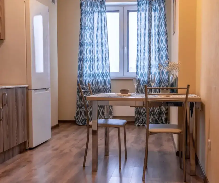 Екатеринбург: Апартаменты Apart Seasons Belinskogo 177A/3