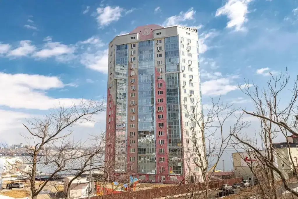 Владивосток: Апартаменты на улице Крыгина 105/1