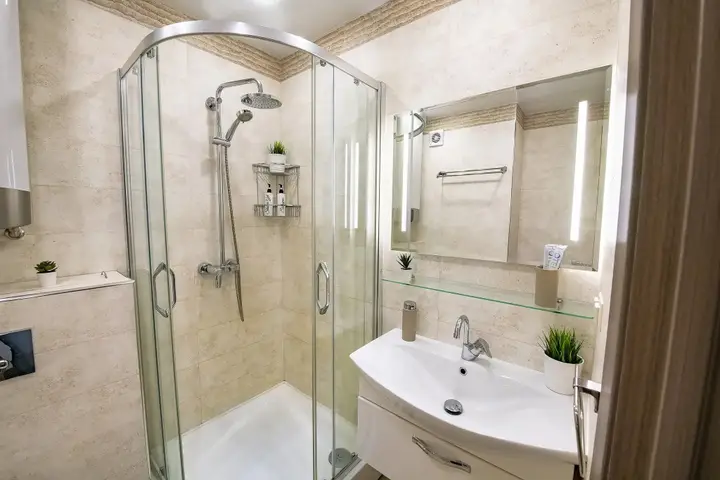 Владивосток: Апартаменты TopHouse на Фастовской 29 Однокомнатные