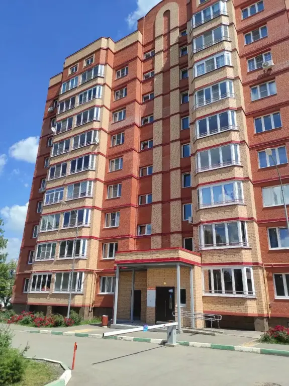 Новомосковск: Апартаменты Коммунистическая 25