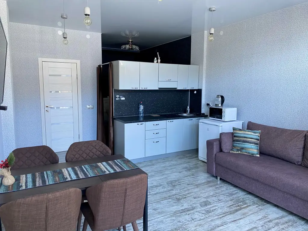 Листвянка: Listroom Apartments