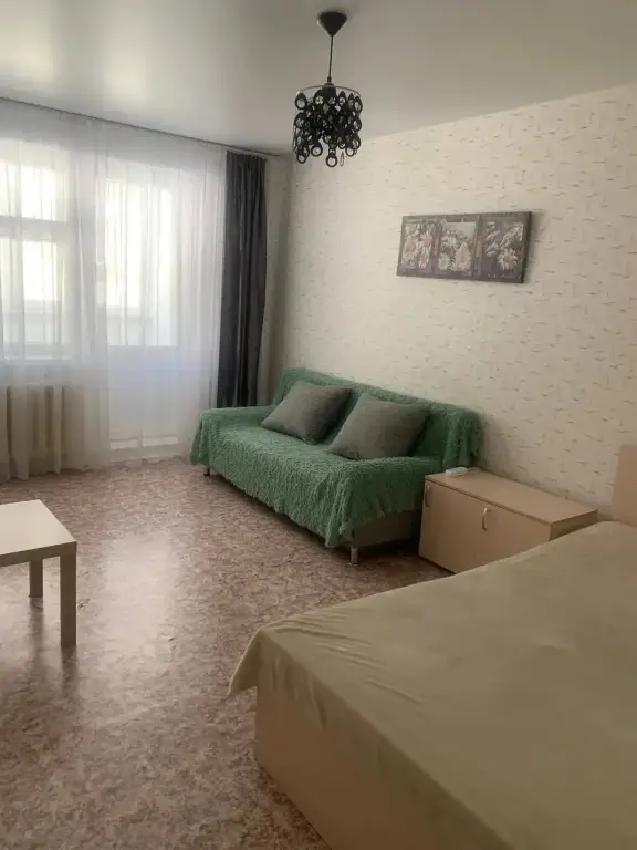 Уфа: Квартира на Орджоникидзе 30/1
