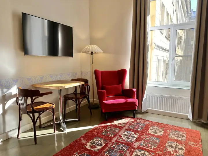 Санкт-Петербург: Апартаменты Old Town Millionnaya 29