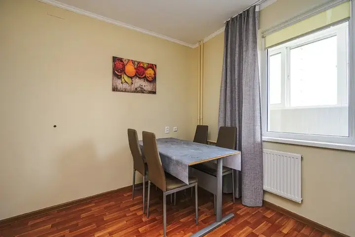 Санкт-Петербург: RentalSPb на Кузнецова 10