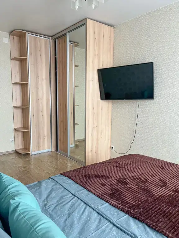 Красноярск: Квартира на 6-ой Полярной улице 2а