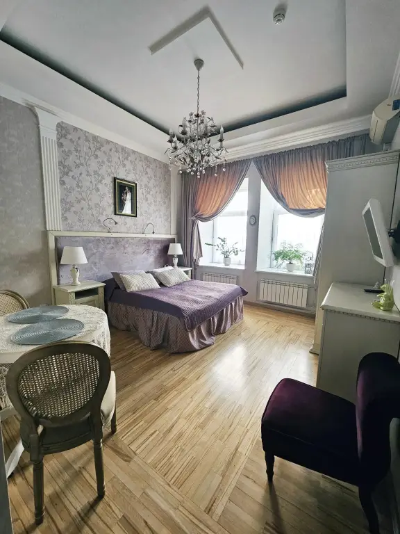 Санкт-Петербург: Апартаменты Life Inn near Hermitage