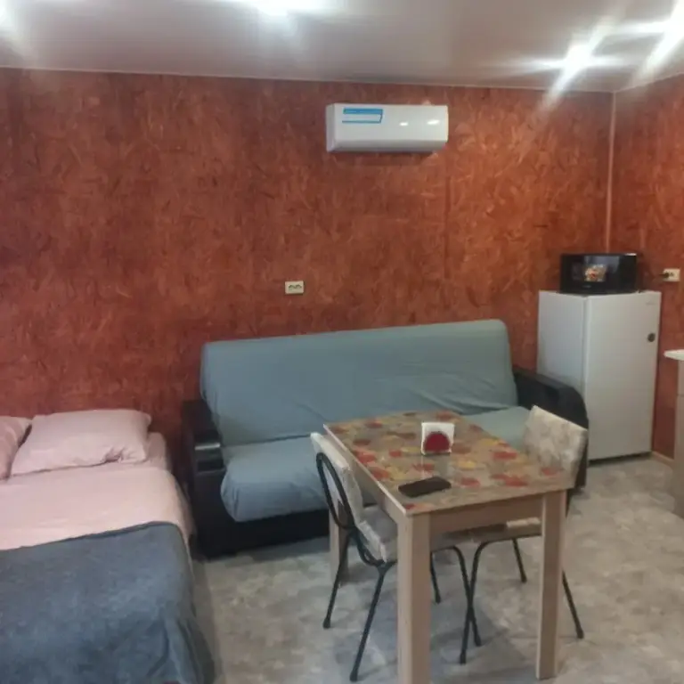Артем: Квартира на Амурской 24