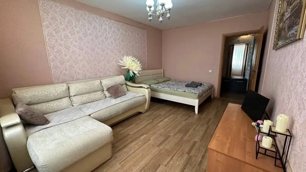 Тула: Квартира на улице Братьев Жабровых 3
