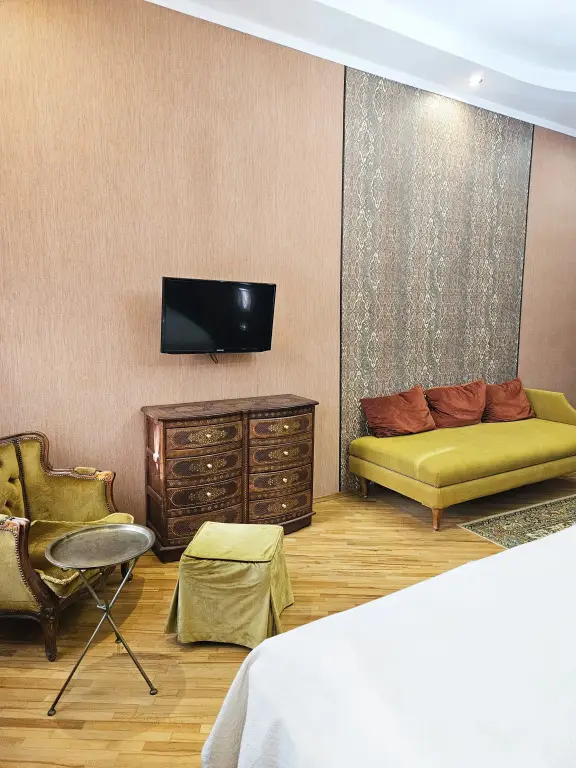 Санкт-Петербург: Апартаменты Life Inn near Hermitage