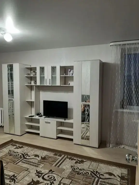 Каменск-Уральский: Квартира на Стахановской 20