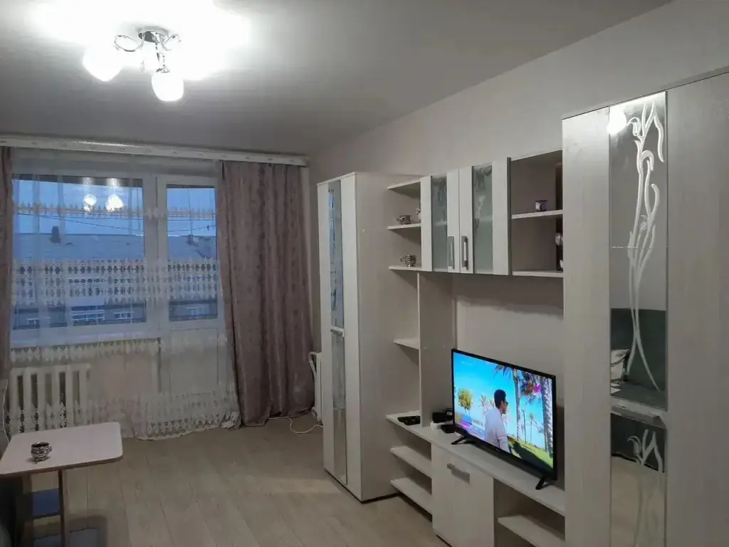 Каменск-Уральский: Квартира на Стахановской 20
