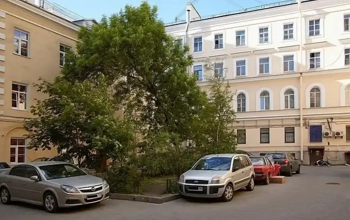 Санкт-Петербург: Уютное жилье на Невском проспекте