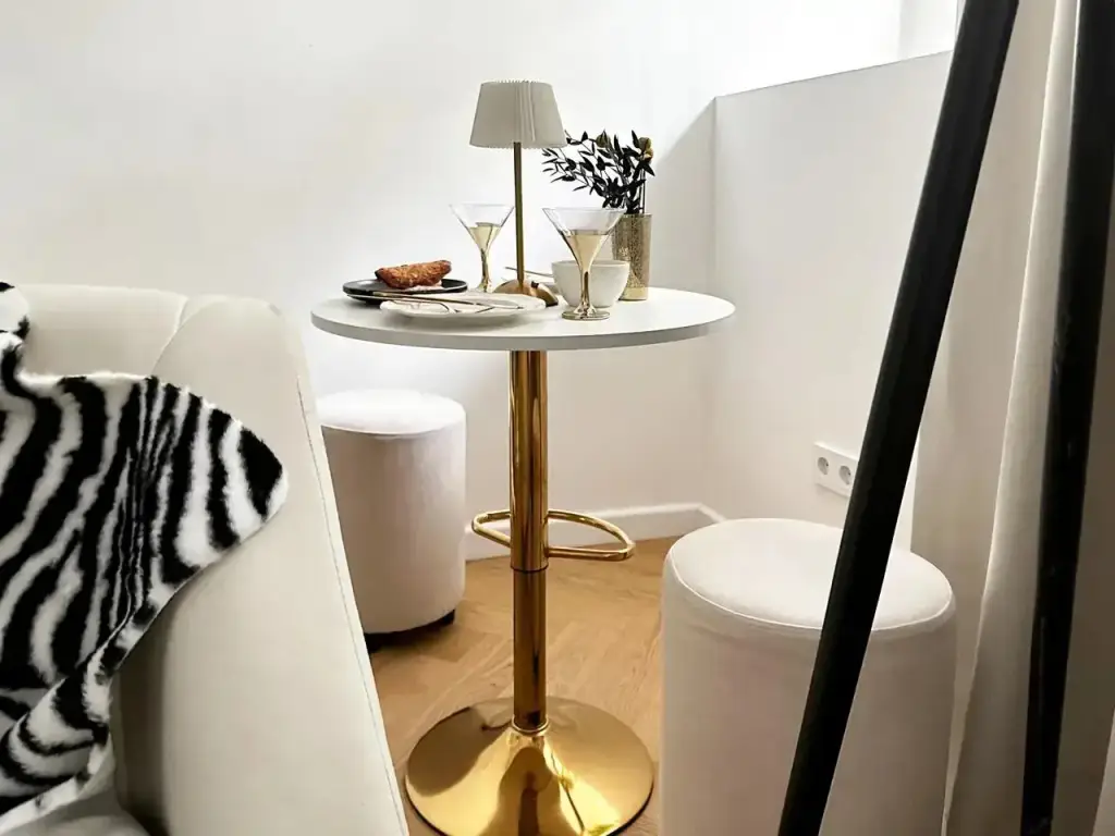 Москва: Апартаменты Matison Home Петровка 26