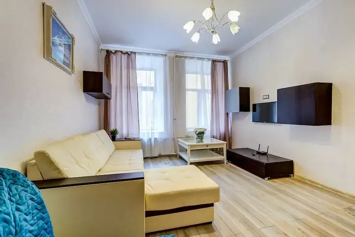 Санкт-Петербург: Welcome Home Apartments Liteyniy 35
