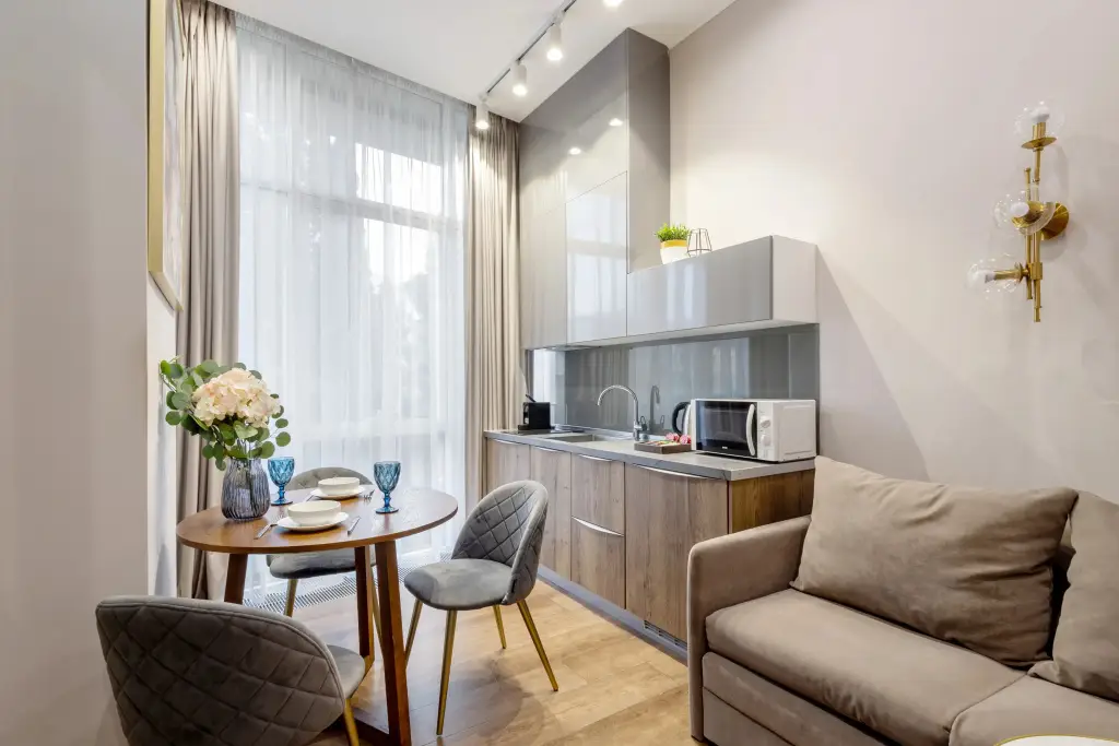 Сочи: Апартаменты Palma House в Центре Сочи на Улице Навагинская