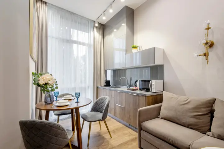 Сочи: Апартаменты Palma House в Центре Сочи на Улице Навагинская