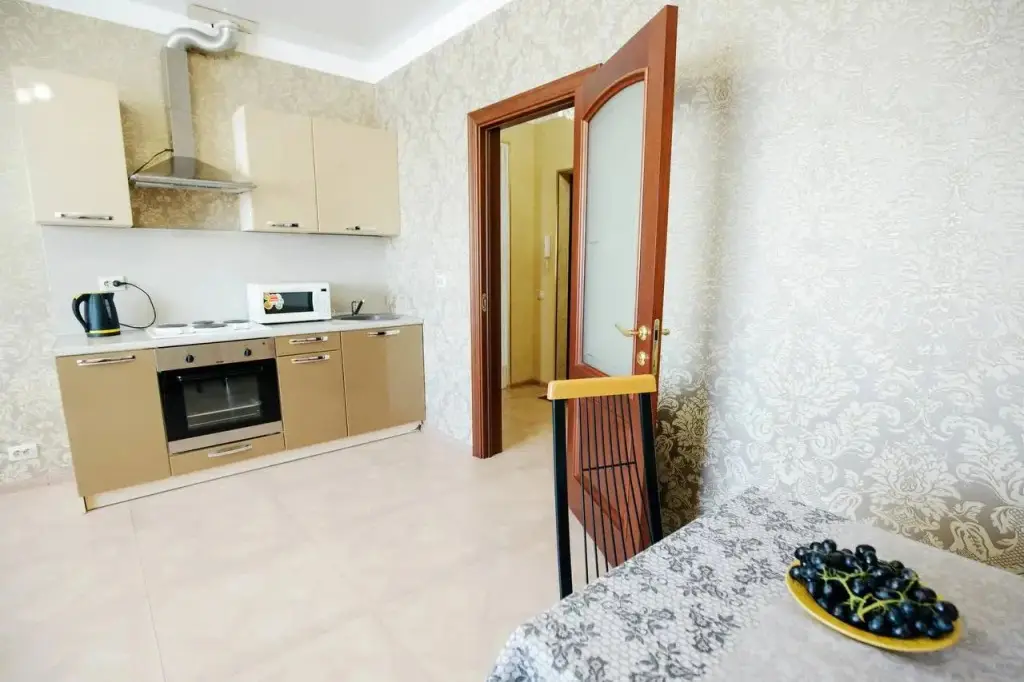Sobornaja 14 Dvuhkomnatnye apartamenty v ZhK "Zolotye kupola" — фото 1
