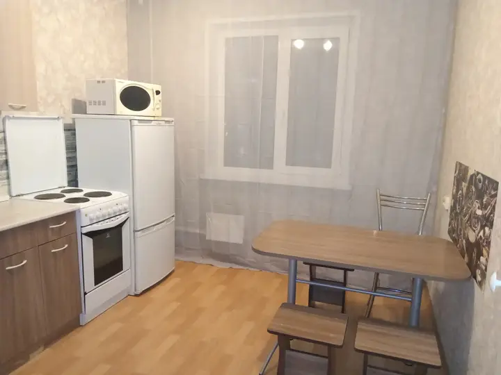 Красноярск: Квартира на Взлетке