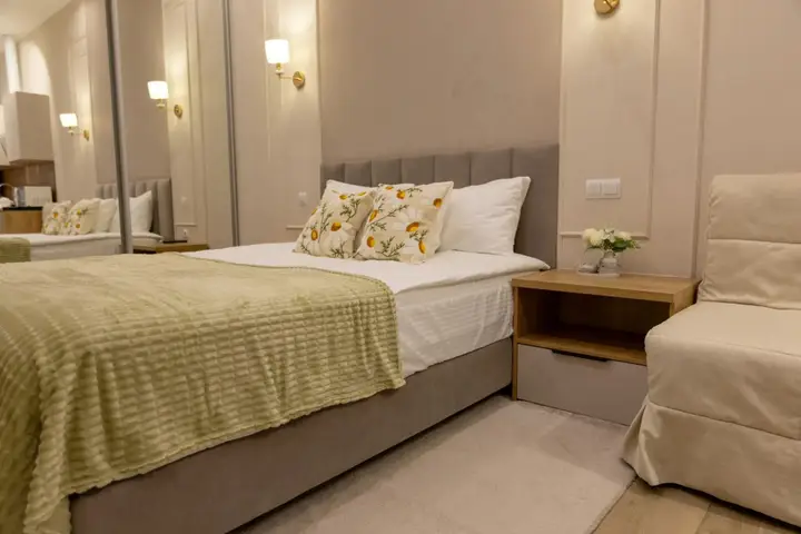 Сочи: Апартаменты Palma House в Центре Сочи на Улице Навагинская
