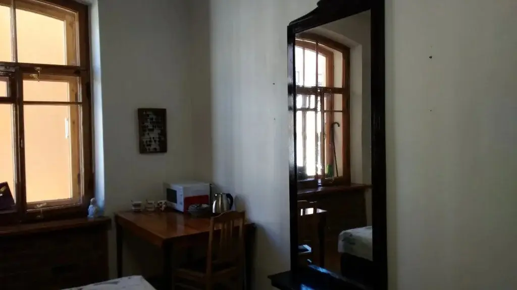 Санкт-Петербург: Chetyire Komnatyi Na Nevskom Apartments