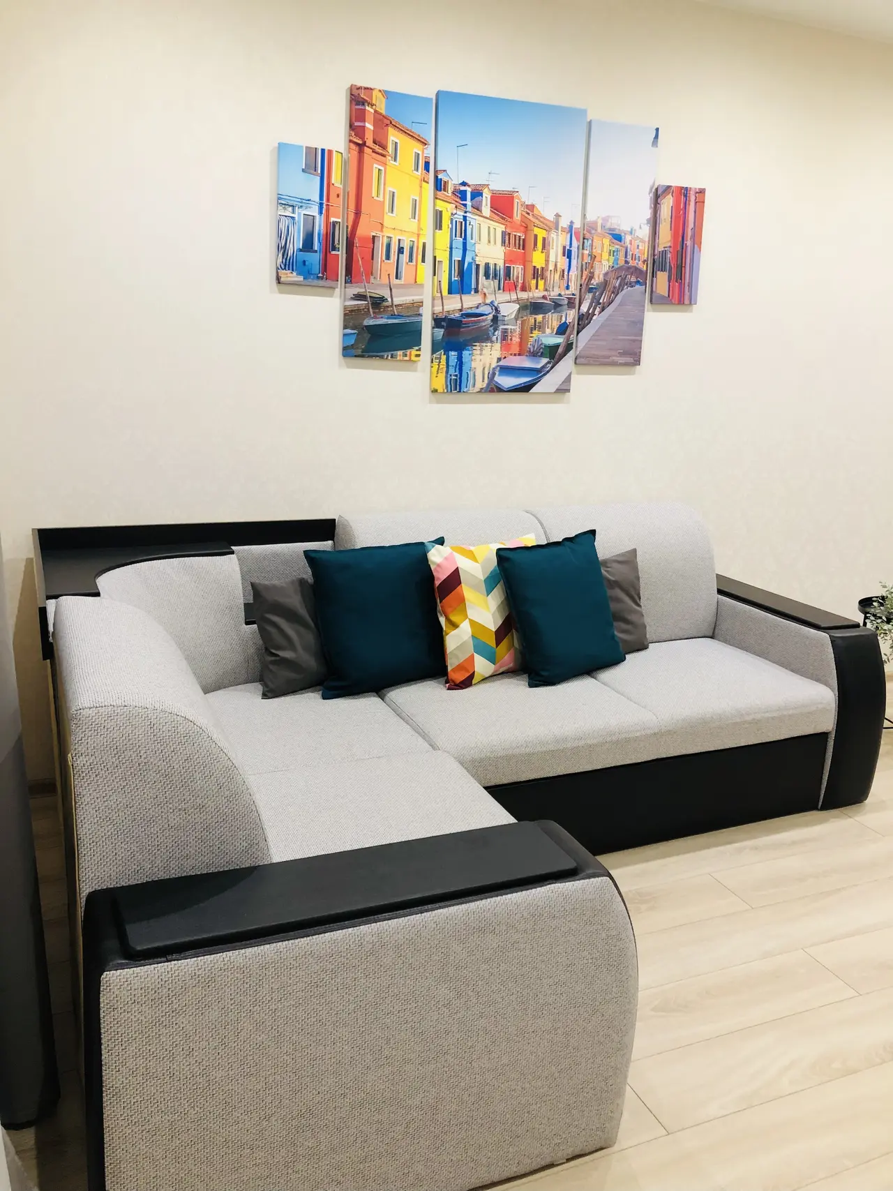 Санкт-Петербург: Aurora Apartment