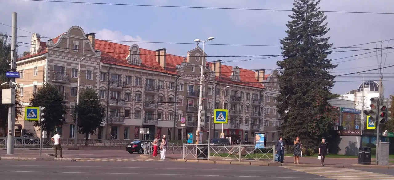 Калининград: Апартаменты на Театральной