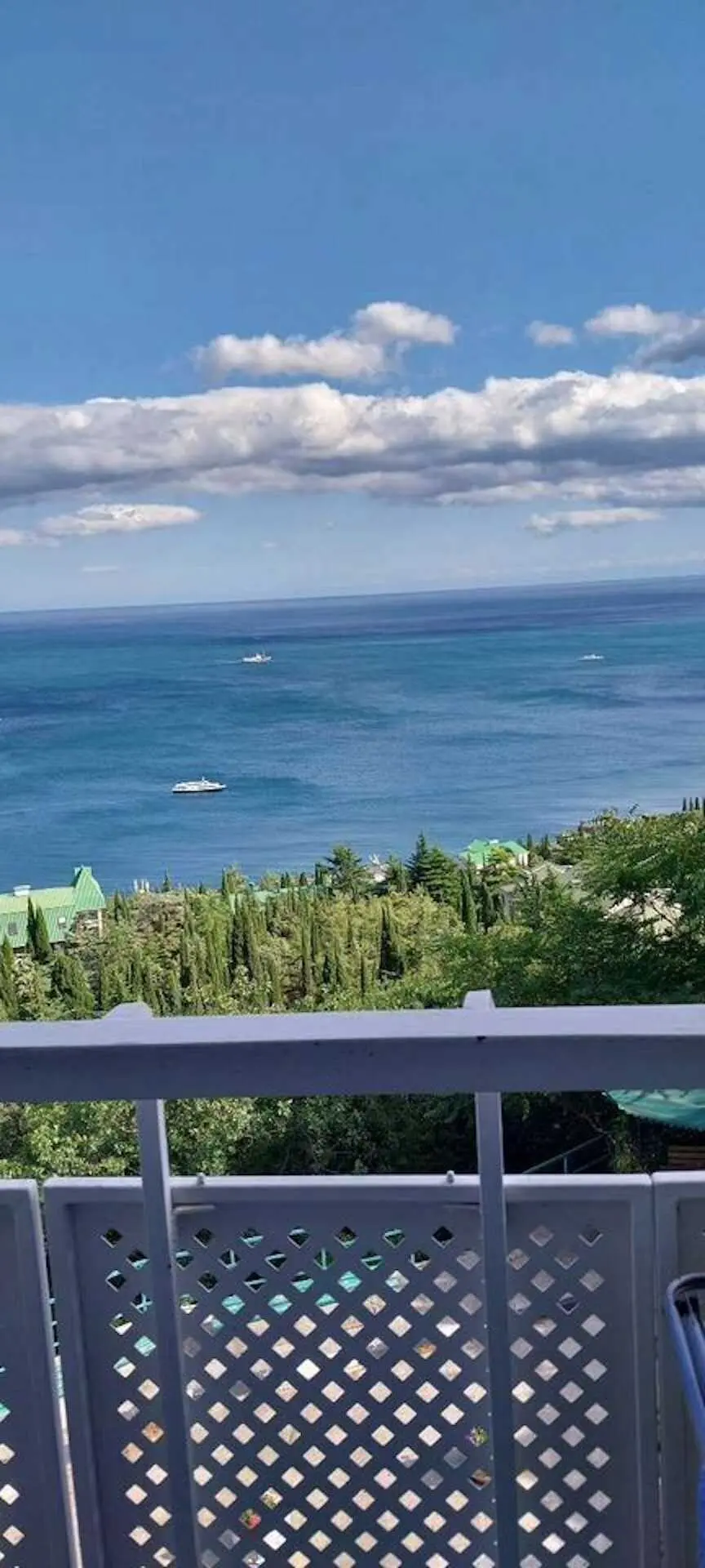 Алушта: Апартаменты "Солнце и Море"