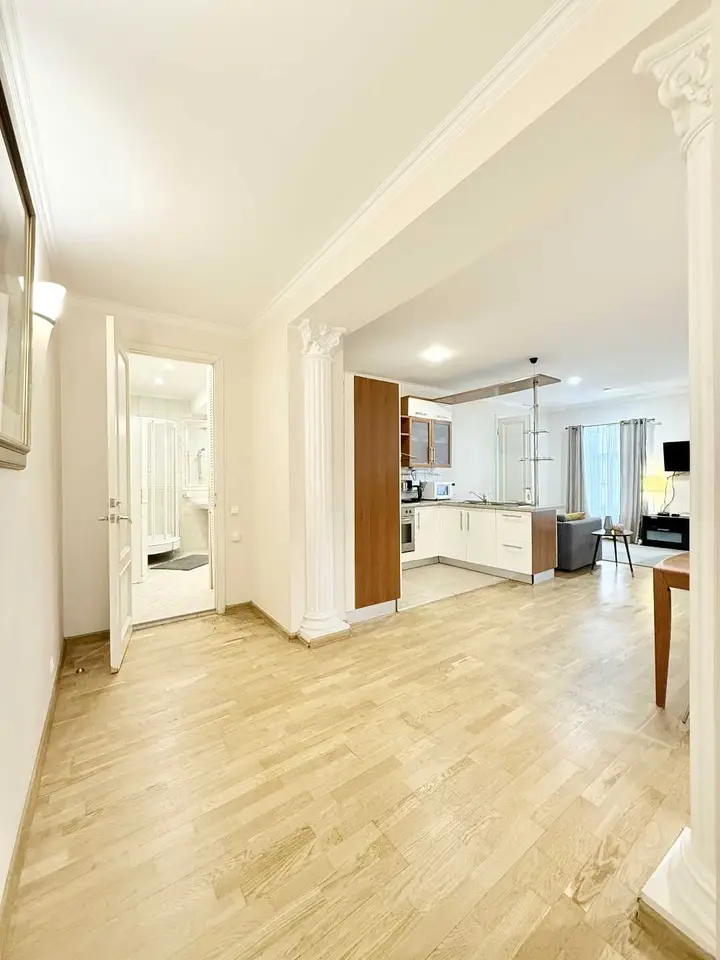 Санкт-Петербург: Апартаменты Elite Realty на Малой Садовой 3 №2