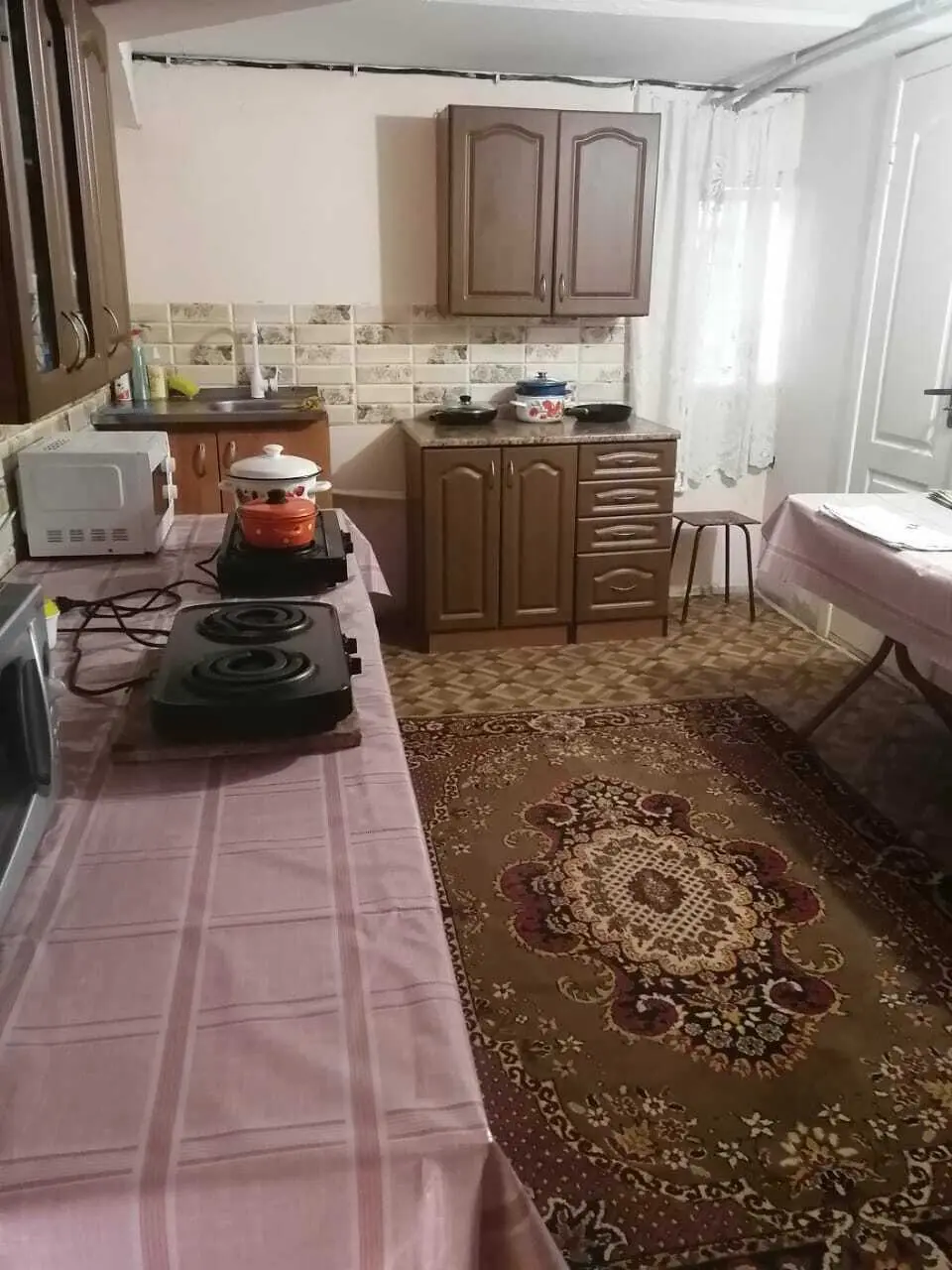 Саки: Зелёный дом у маяка