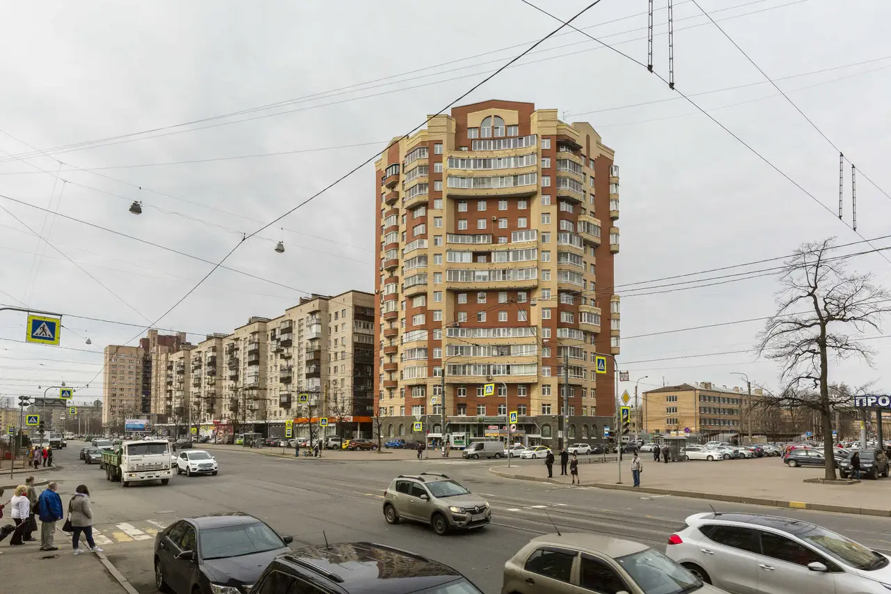 Санкт-Петербург: Стильная студия у метро "Кировский завод"