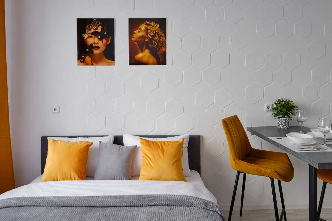 Екатеринбург: Апартаменты RentPlaza Крестинского 35