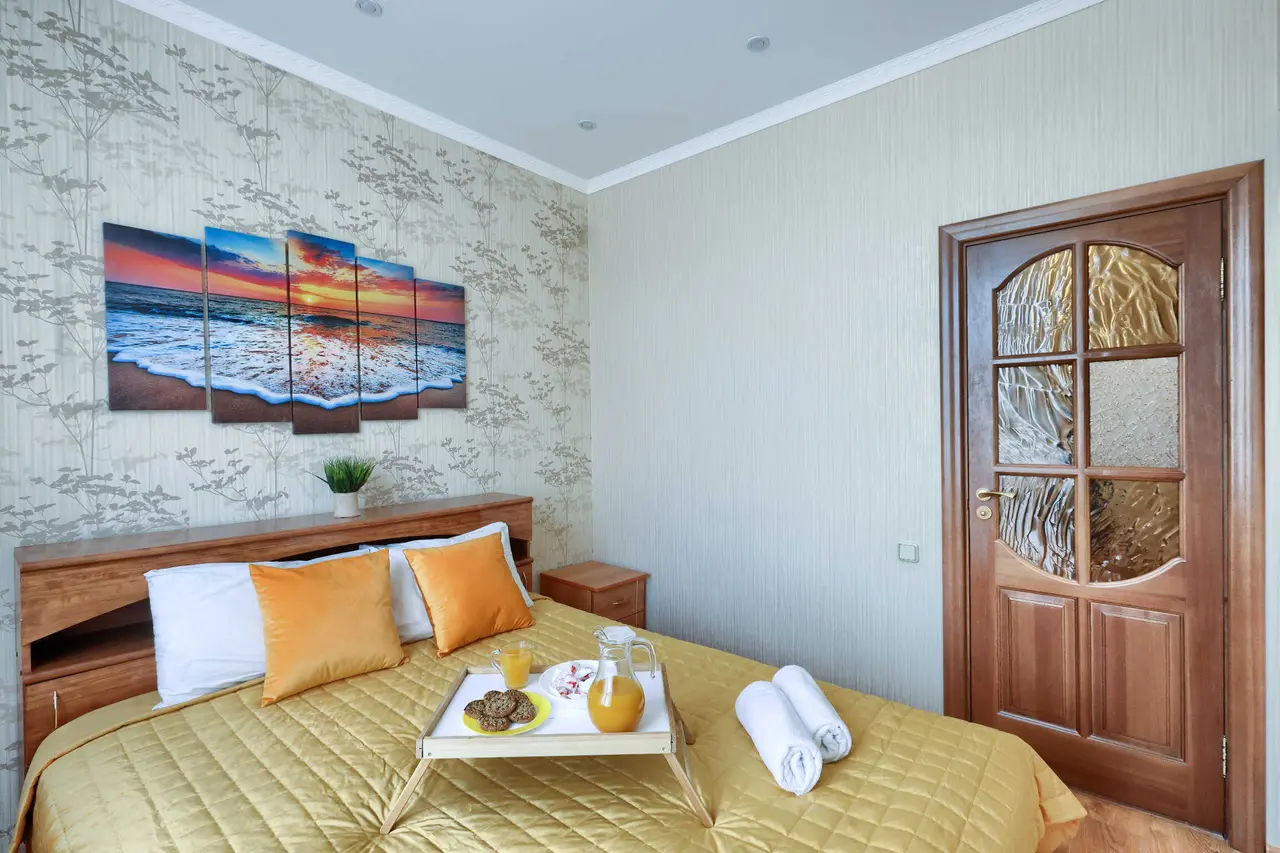 Казань: Appartement De Luxe - History