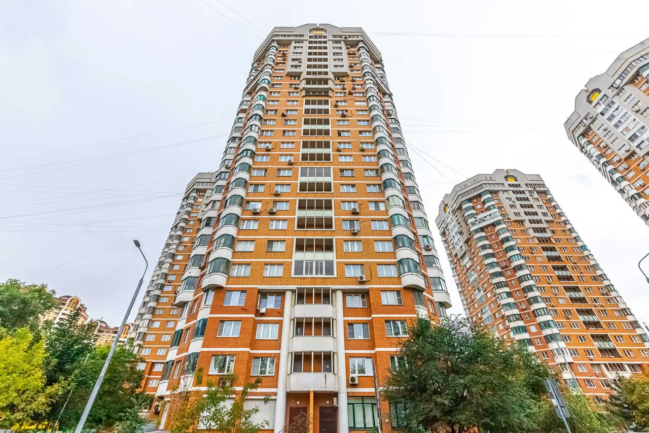 Москва: Smart Host у м. Римская