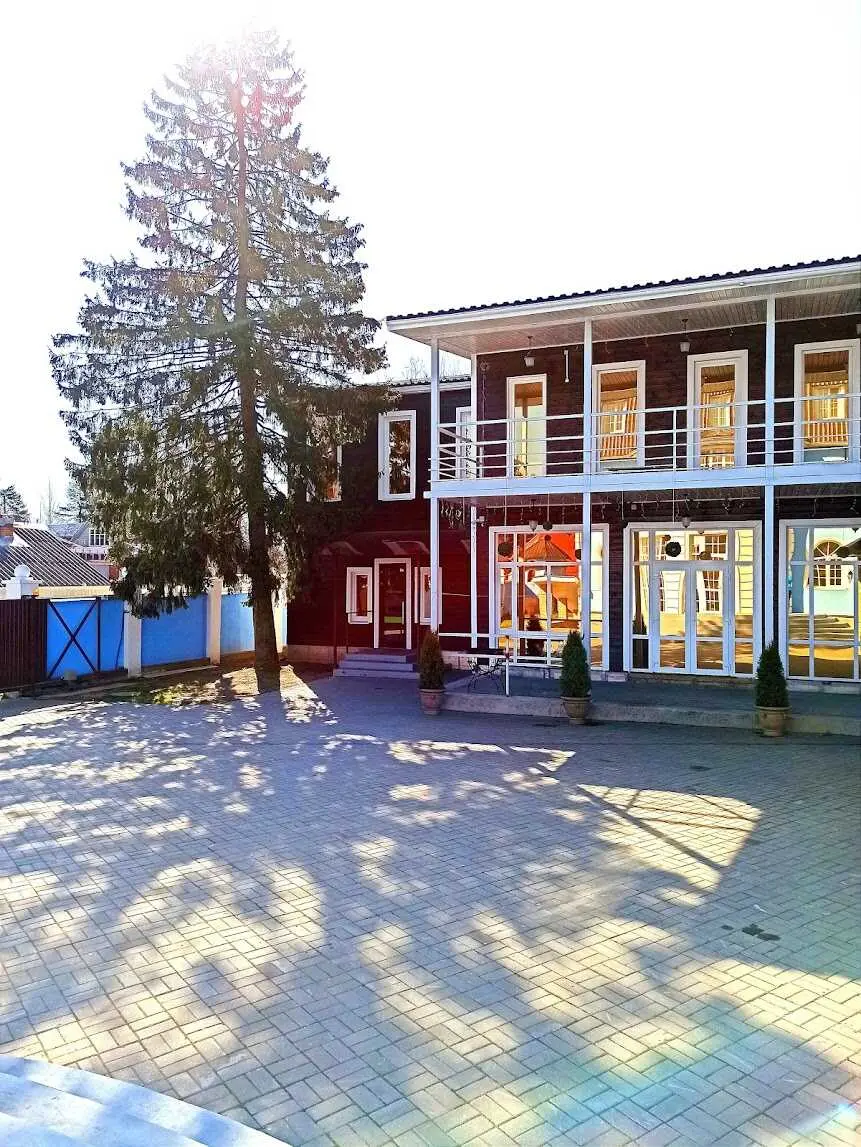 Песочный: House in Dibun