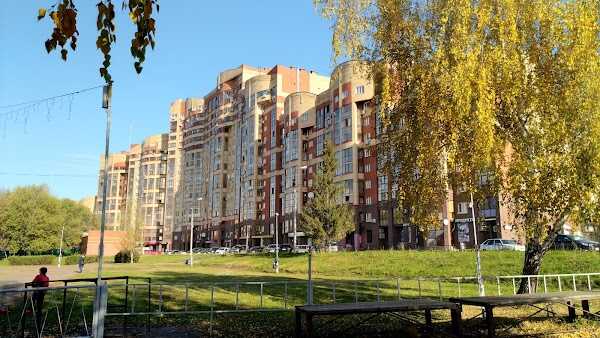 Уфа: Дом в парке