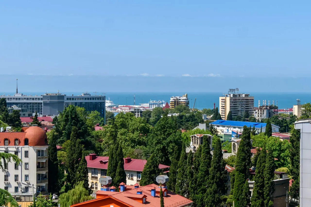 Сочи: Резиденция в центре Сочи для 10 гостей