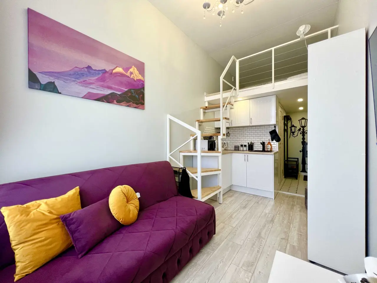 Санкт-Петербург: ApartAni  Студия с мобильным кондиционером