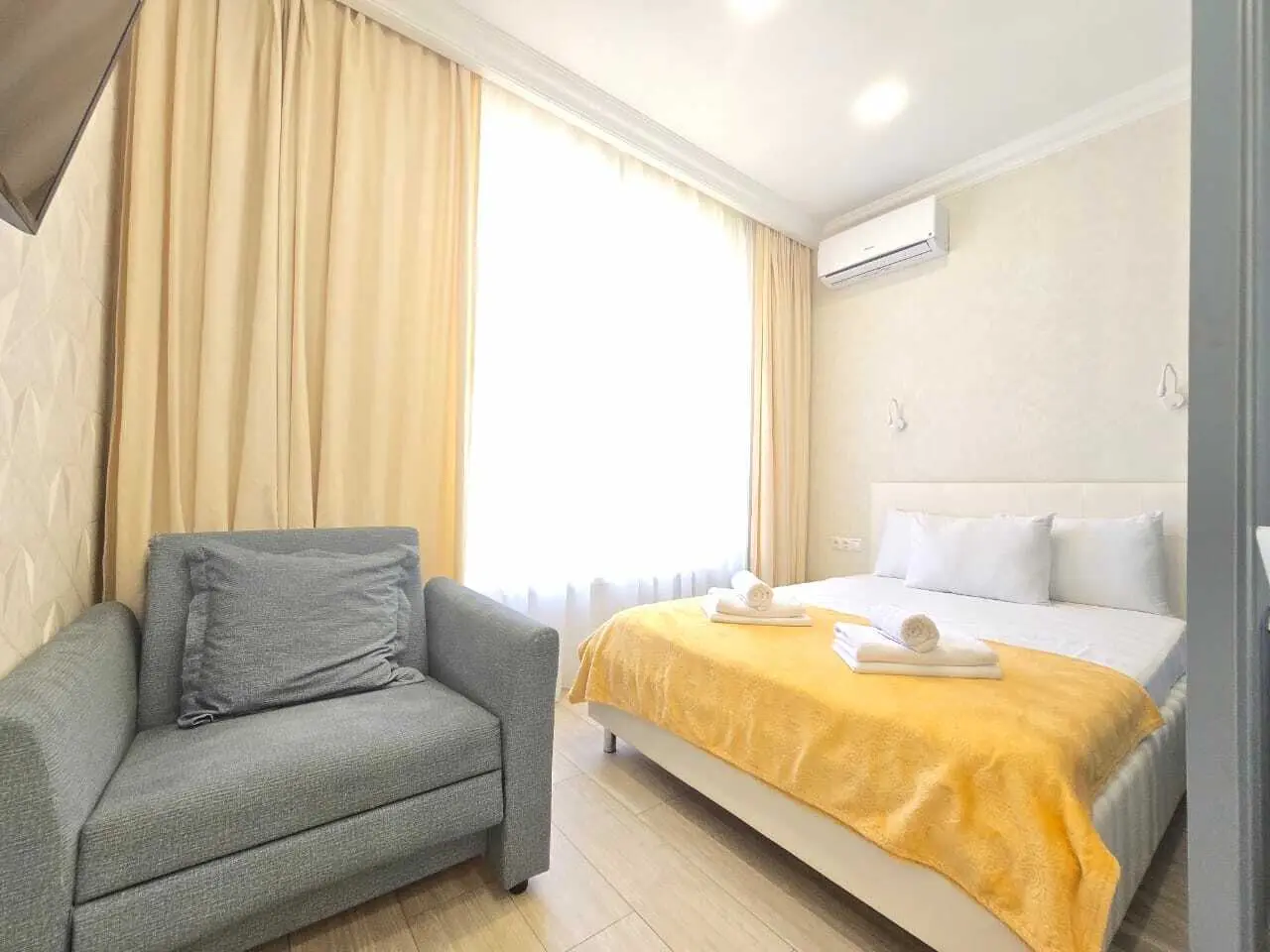 Сочи: Deluxe Apartment ЖК Санни Дей