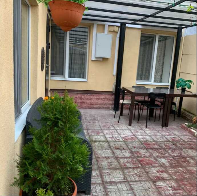 Феодосия: Квартира в центре Феодосии "Городской островок"