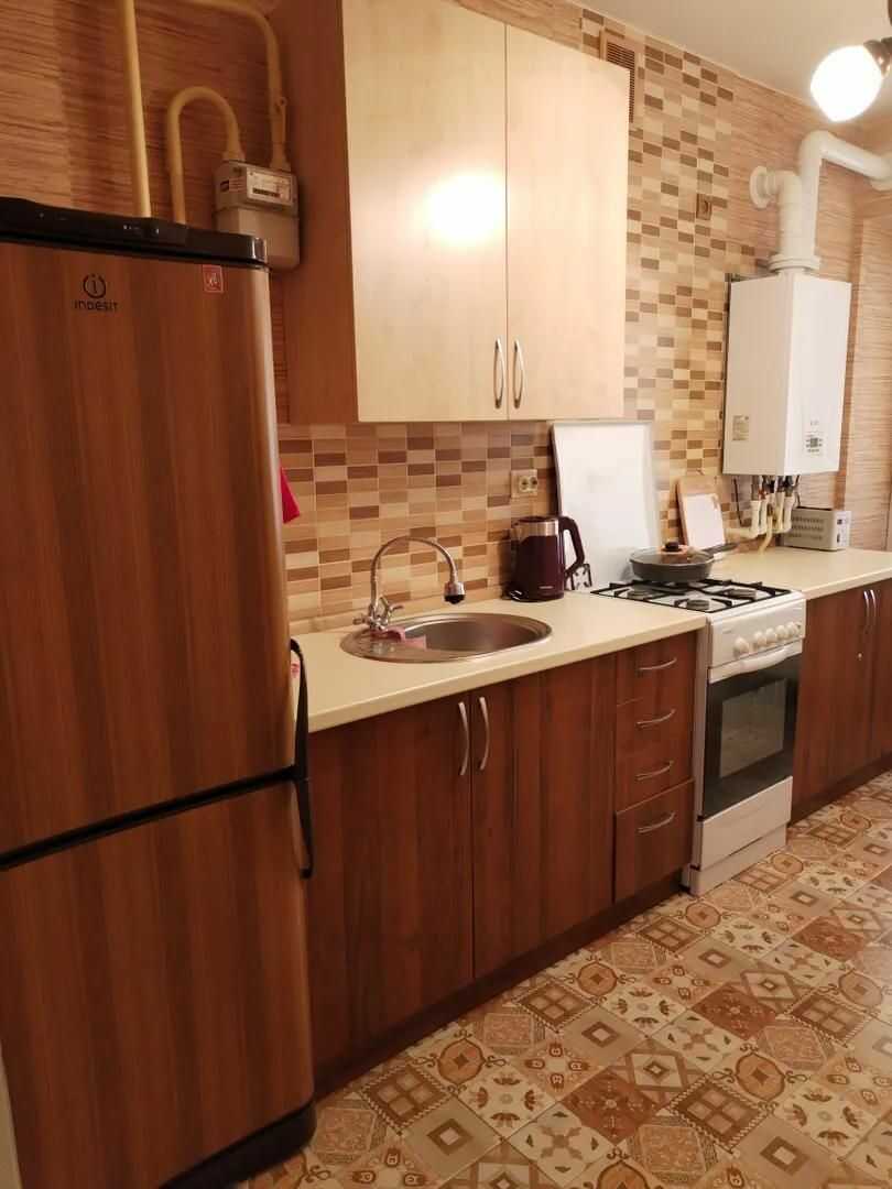 Таганрог: Уютная квартира на Котлостроительной