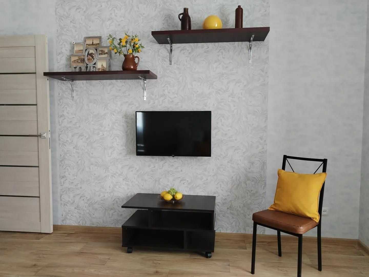 Таганрог: Уютная квартира на Котлостроительной