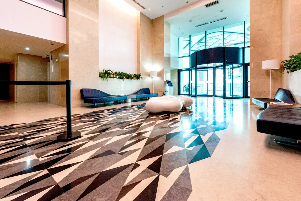 Батуми: Elegant Comfort at Alliance Palace