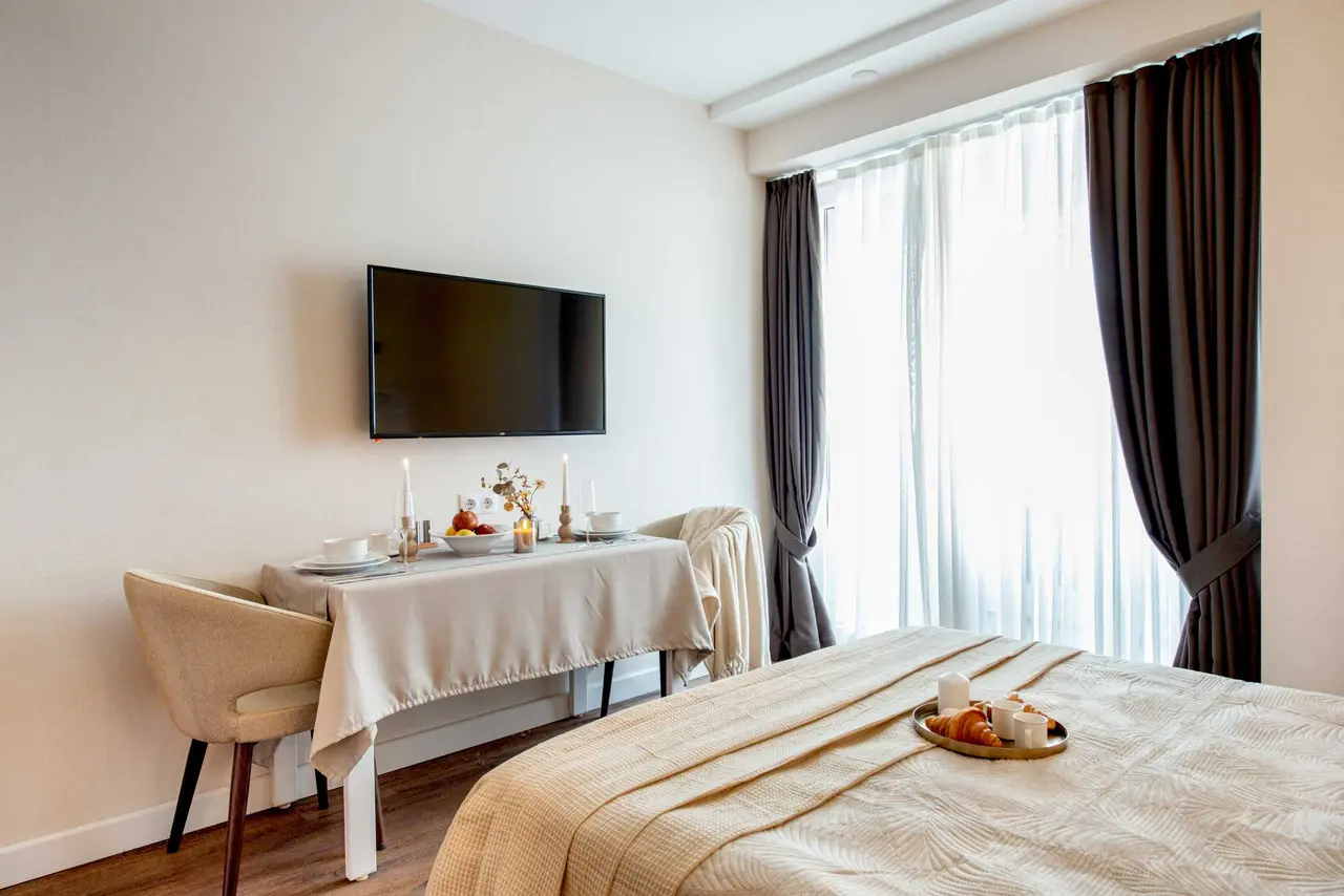 Батуми: Elegant Comfort at Alliance Palace